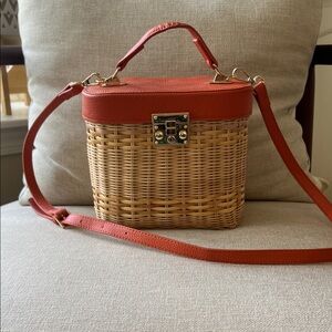 New Tommy Bahama Stylish Wicker Handbag with Orange Leather detailing